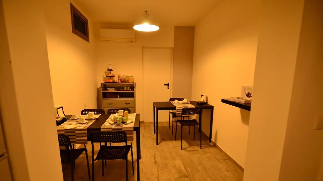Casa Jireh B&B Vignola  Bed & Breakfast